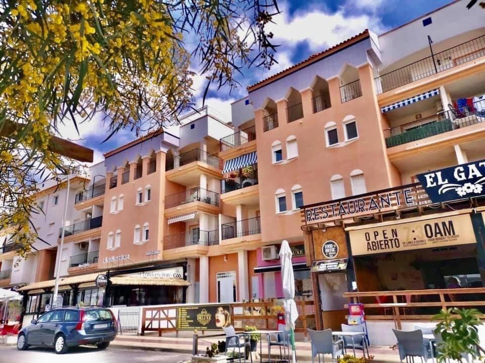 Lovely Apartment In Playa Flamenca Оріуела Екстер'єр фото